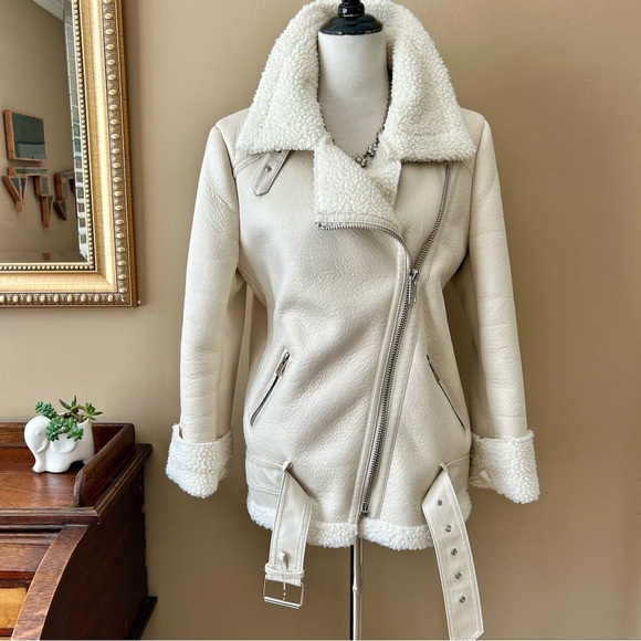 Zara Double-Faced Jacket Oversized White Faux Suede Blogger Fave Moto Biker M - Picture 4 of 16
